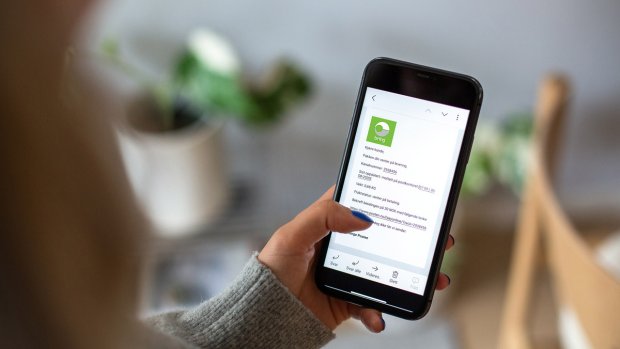 Mobiltelefon med skräppostmeddelande